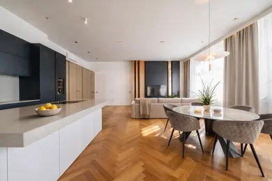 Byty na predaj 3-izbový, Bratislava-Staré Mesto · €749 000