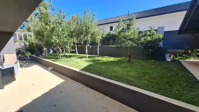 Na prenájom 3-izbový byt, 70 m², Budmerice, Jablonecká