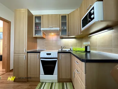 Na prenájom 2-izbový byt, 53 m², Poprad, Banícka