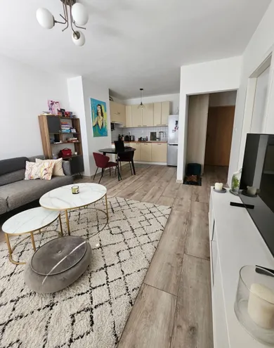 Na prenájom 2-izbový byt, 44 m², Bratislava-Vrakuňa, Vrakuňská cesta