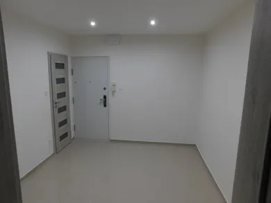 Na predaj 3-izbový byt, 84 m², Komárno, Rákócziho ul.