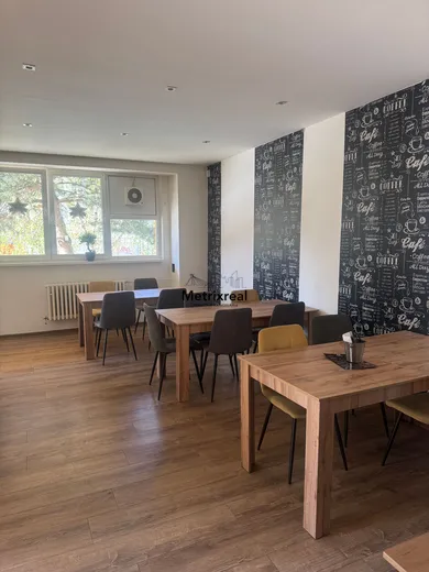 Na predaj objekt, 100 m², Bratislava-Karlova Ves, Dlhé diely