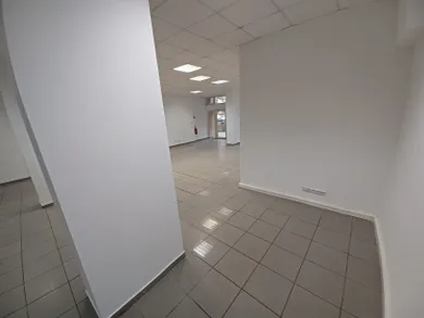 Na prenájom komerčné, 119 m², Prievidza, A. Hlinku