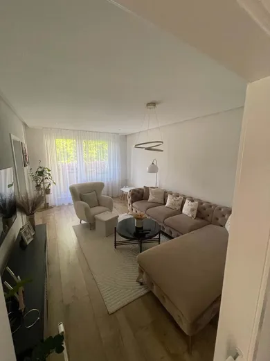 Na predaj 3-izbový byt, 75 m², Banská Bystrica, Slnečná ulica