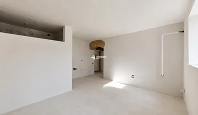 Na predaj komerčné, 57 m², Bratislava-Staré Mesto, Beskydská