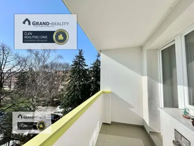 Квартири на продаж, 2-кімнатні, Skalica · €89 000