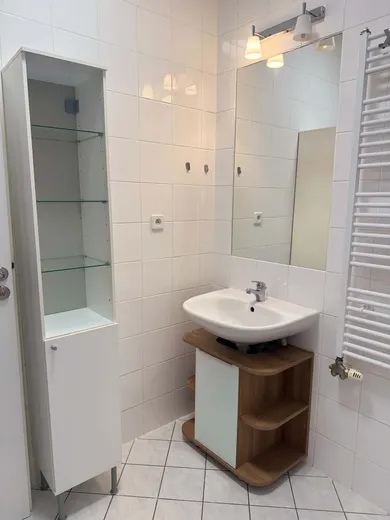Na prenájom 1-izbový byt, 41 m², Bratislava-Ružinov, Tomášikova