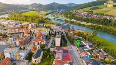 Na prenájom komerčné, 38 m², Púchov, Hollého
