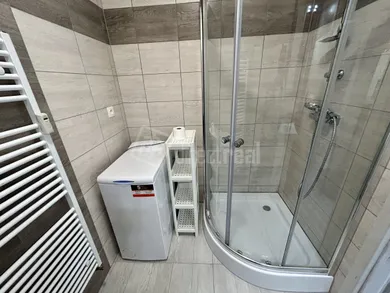 Na prenájom 2-izbový byt, 33 m², Sereď, Fándlyho