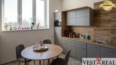 Na prenájom komerčné, 25 m², Trnava, Ulica Chovateľská