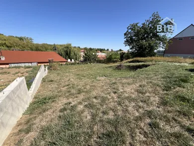 Na predaj pozemok, 568 m², Merašice