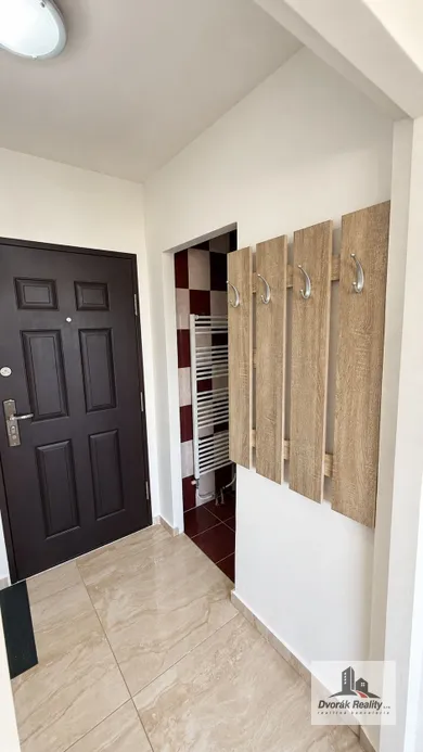 Na prenájom 1-izbový byt, 27 m², Veľký Meder, Sídl. M. Corvina