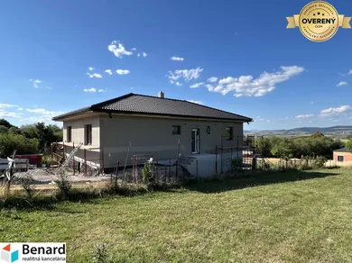 Na predaj dom, 102 m², Okružná