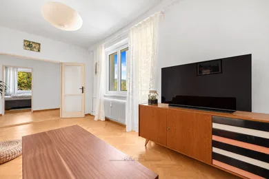 Na predaj 2-izbový byt, 55 m², Bratislava-Rača, Kadnárova