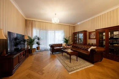 Na predaj 4-izbový byt, Bratislava-Staré Mesto, Skalná