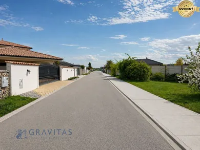 Na predaj pozemok, 645 m², Senec