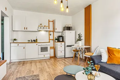 Na predaj 2-izbový byt, 38 m², Bratislava-Dúbravka, Homolova