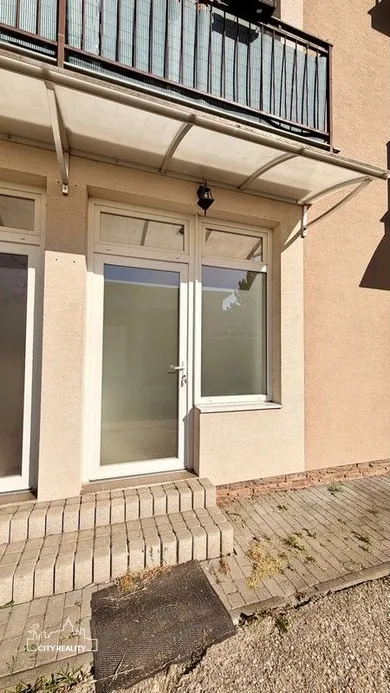 Kiadó kereskedelmi ingatlanok, Prievidza · €330