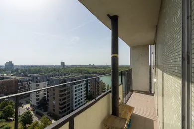 Na prenájom 3-izbový byt, 68 m², Bratislava-Staré Mesto, Žižkova