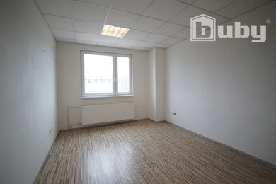 Na predaj objekt, 350 m², Martin, Dúbravca