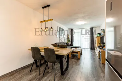 Na predaj 2-izbový byt, 58 m², Ľubotice, Sekčovská