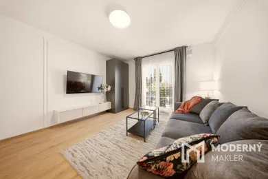 Na predaj 2-izbový byt, 61 m², Komárno, Parná ul.