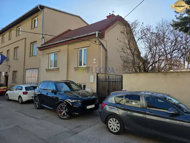 Domy na predaj 5-izbový, Košice-Juh · €339 900