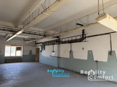 Na predaj dom, 780 m², Veľké Uherce