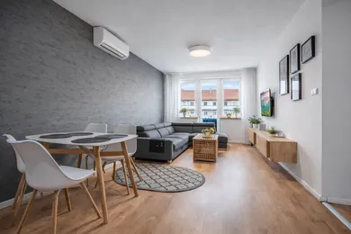 Mieszkania na sprzedaż, 3-pokojowe, Bratislava-Nové Mesto · €349 000