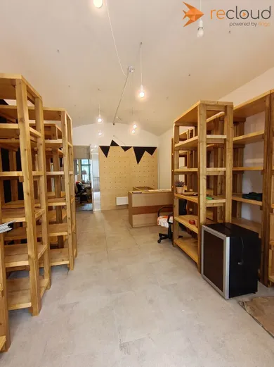 Na prenájom komerčné, 28 m², Košice-Staré Mesto, Alžbetina