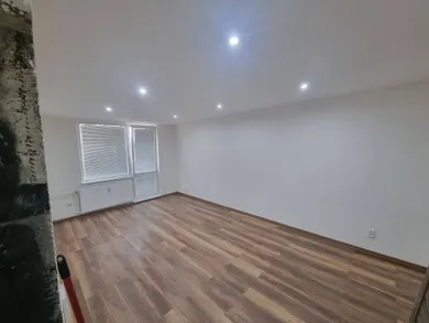 Na predaj 4-izbový byt, 84 m², Nitra, Partizánska