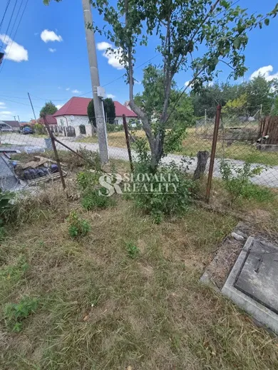 Na predaj pozemok, 514 m², Vráble, Malé Chyndice
