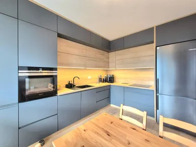 Na prenájom 3-izbový byt, 81 m², Bratislava-Ružinov, Seberíniho