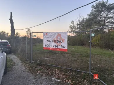 Na predaj pozemok, Bratislava-Dúbravka