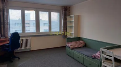 Na prenájom 1-izbový byt, 34 m², Bratislava-Karlova Ves