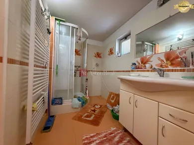 Na predaj dom, 75 m², Sverepec