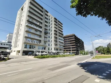 Na prenájom objekt, 11 m², Žilina