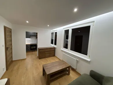 Na prenájom 1-izbový byt, 28 m², Martin, Rázusova