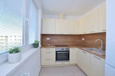 Na prenájom 2-izbový byt, 50 m², Poprad, 29. augusta