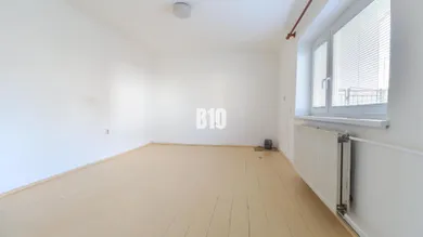 Na predaj dom, 264 m², Turany