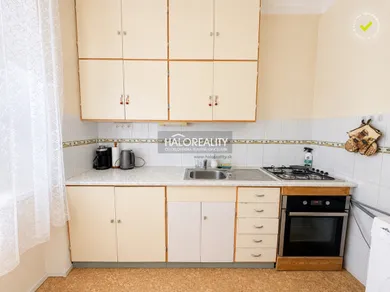 Mieszkania na wynajem, 1-pokojowe, Košice-Sever · €600