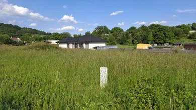 Na predaj pozemok, 611 m², Svinia
