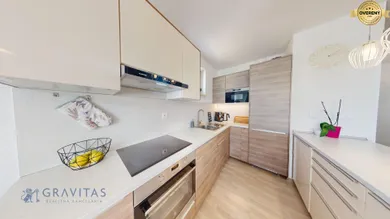 Na predaj 4-izbový byt, 85 m², Stupava, Cementárenská