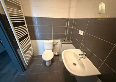 Na prenájom 2-izbový byt, 61 m², Nové Zámky