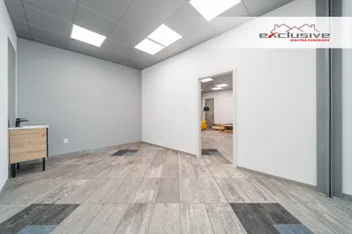 Na prenájom komerčné, 102 m², Prešov, Svätoplukova