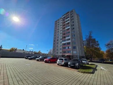 Na prenájom 1-izbový byt, 41 m², Poprad, Tajovského