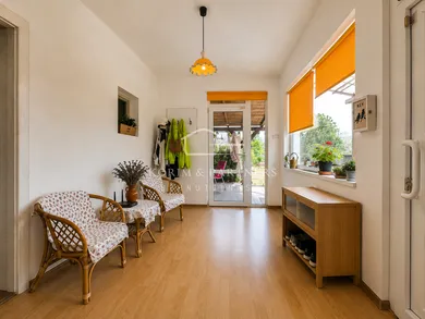 Na predaj 3-izbový dom, 173 m², Farná