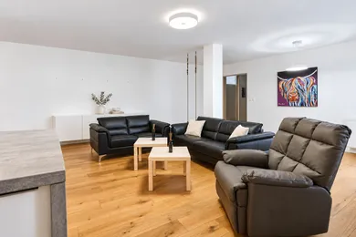 Na predaj 3-izbový byt, 98 m², Trnava, Kapitulská