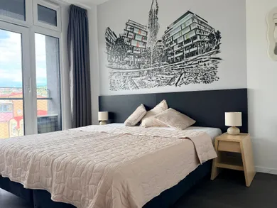Na prenájom 2-izbový byt, 47 m², Bratislava-Staré Mesto, Žilinská