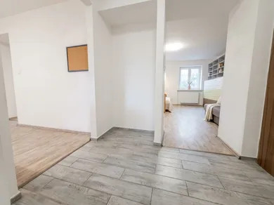Na predaj 2-izbový byt, 60 m², Bratislava-Ružinov, Miletičova